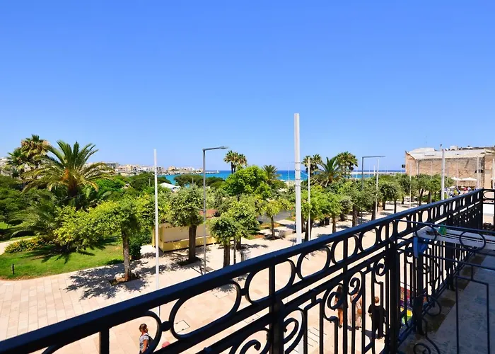 Balcone Su 3* Otranto