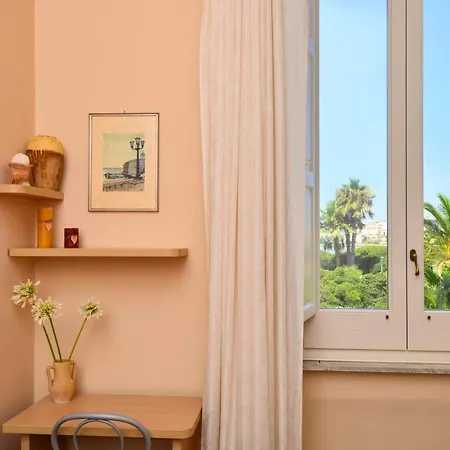 Balcone Su בית הארחה 3*
