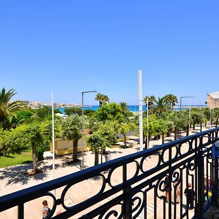 Balcone Su 3* Отранто